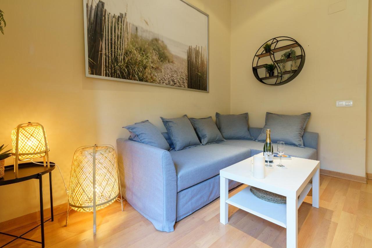 Bright Two-Bedroom Apartment In The Historic Center Málaga Exterior foto